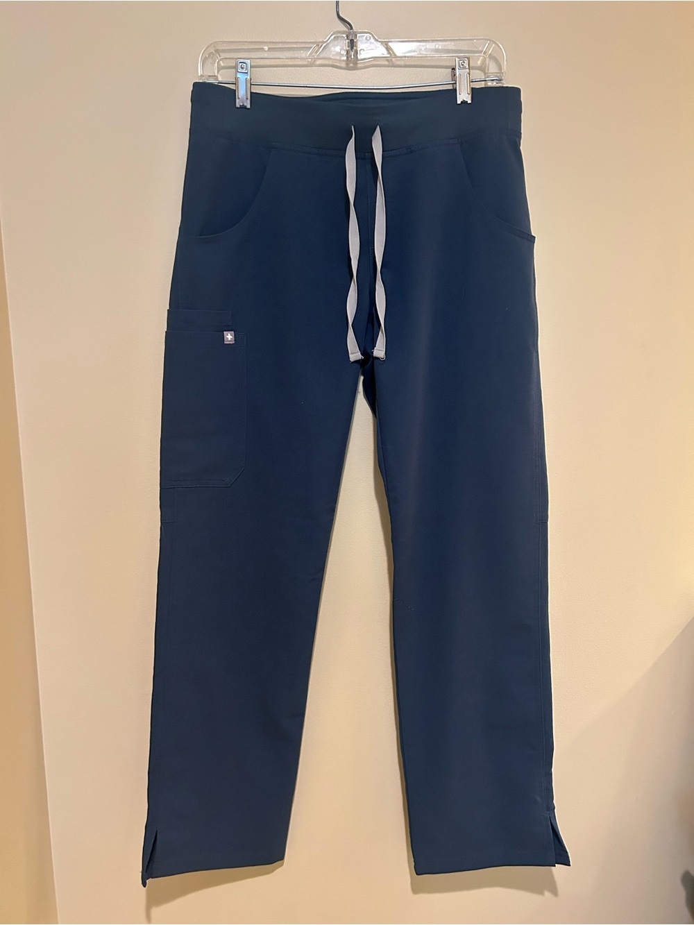 Figs Women’s Navy Technical Collection Scrub Pants Like New Size Small